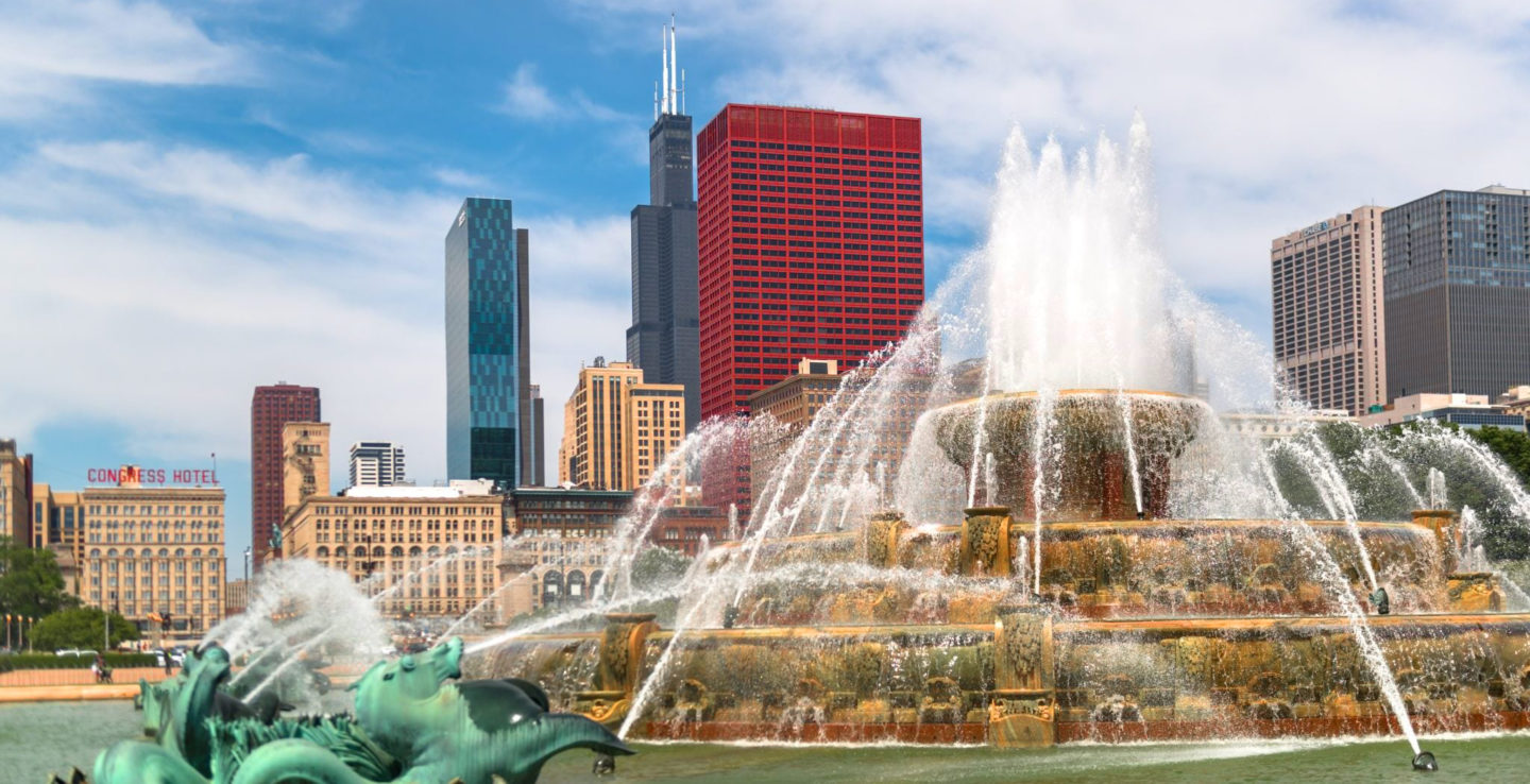 fountain with 333 wabash in the background