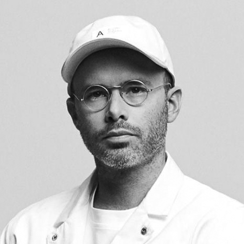 headshot of daniel arsham